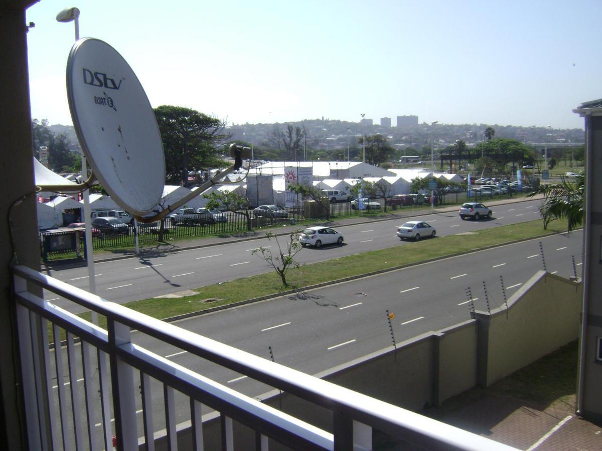 North Beach Durban Apartments Exterior photo