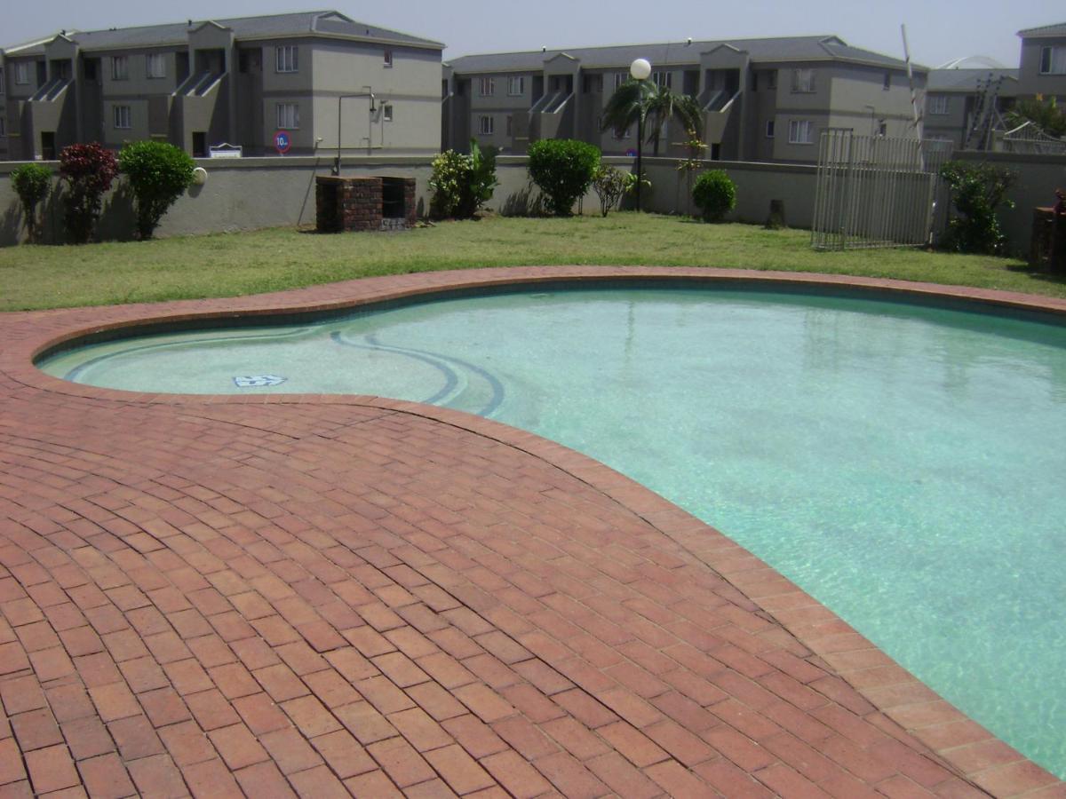 North Beach Durban Apartments Exterior photo